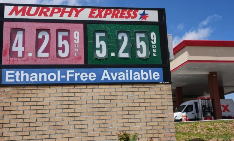 Gas prices are widening the wealth gap between wealthy and poor Americans