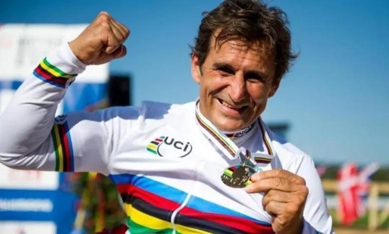 Gli ultimi giorni di Alex Zanardi: il ricovero a Padova in una struttura di lungodegenza, le uscite in carrozzina e il malore