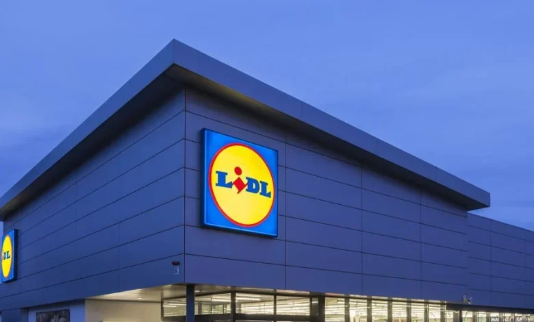 Grocers say store expansion rules should apply to Aldi and Lidl