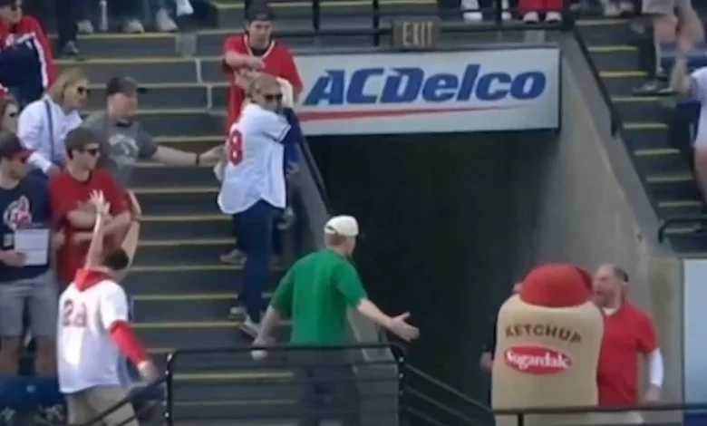 Guardians Fan Makes Unreal Catch While Wearing Perfect Shirt for the Moment