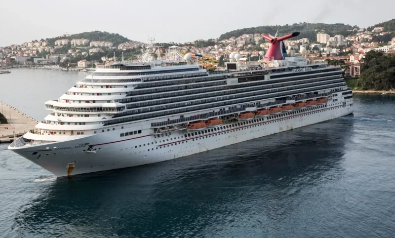 He's not the first to burn his feet on the pool deck. He's suing Carnival.