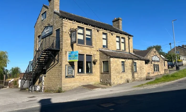 Huddersfield village pub's 'so sorry' message amid sudden shut down