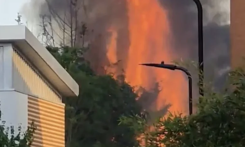 Huge Fire Near Hackney Downs Halts Two London Rail Lines