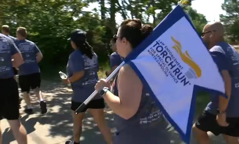 Hundreds of officers unite in Raleigh for final leg of Flame of Hope Run