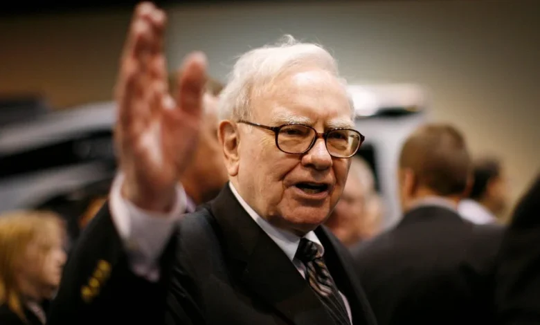 I Was in Room for Warren Buffett's Surprise Interview at Berkshire Meeting