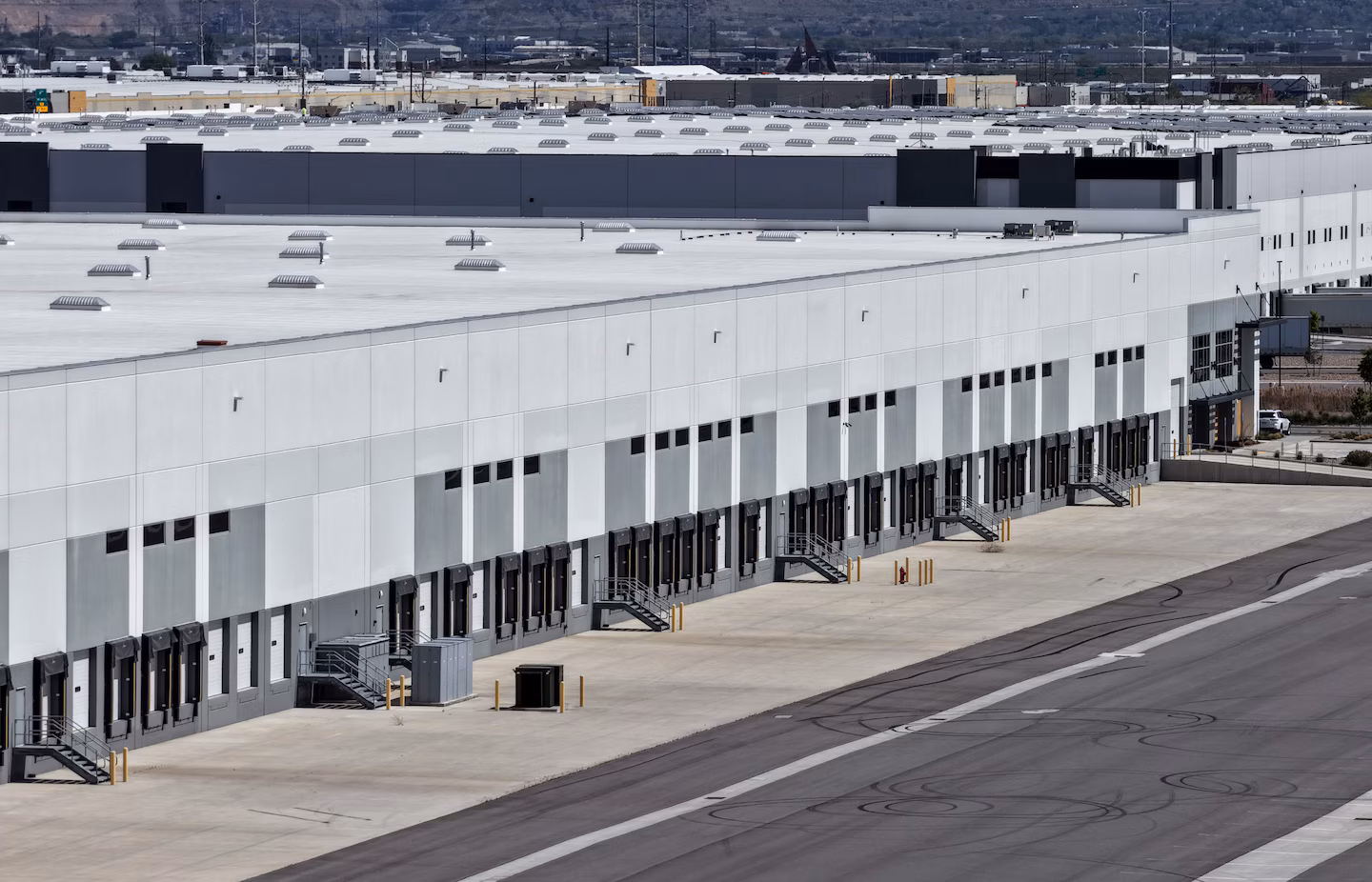 ICE moving forward with warehouse detention plan despite lawsuits, probe