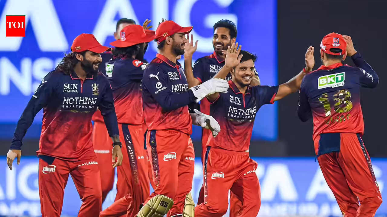 IPL 2026 Playoff Qualification Scenarios: MI, LSG first teams out of contention; RCB surge to 94.82% prob