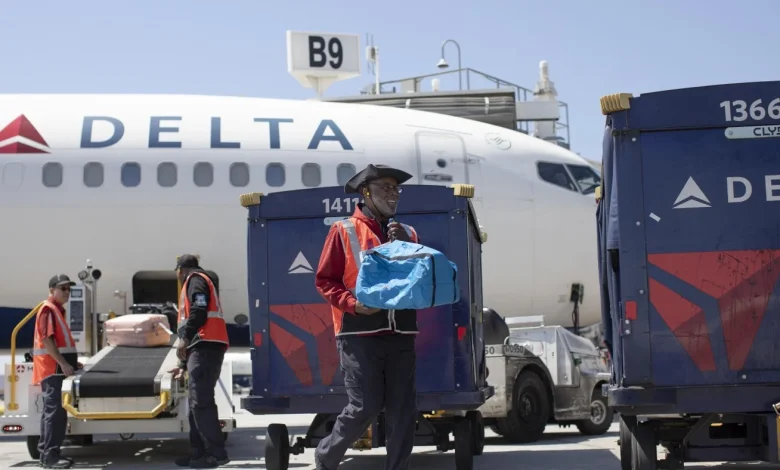 Inside the baggage-handling operation at the world’s busiest airport : NPR