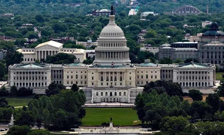 Iran war, redistricting battle lead Sunday shows