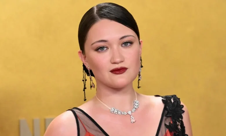 Isa Briones Warns Theatergoers Not To Yell At Her