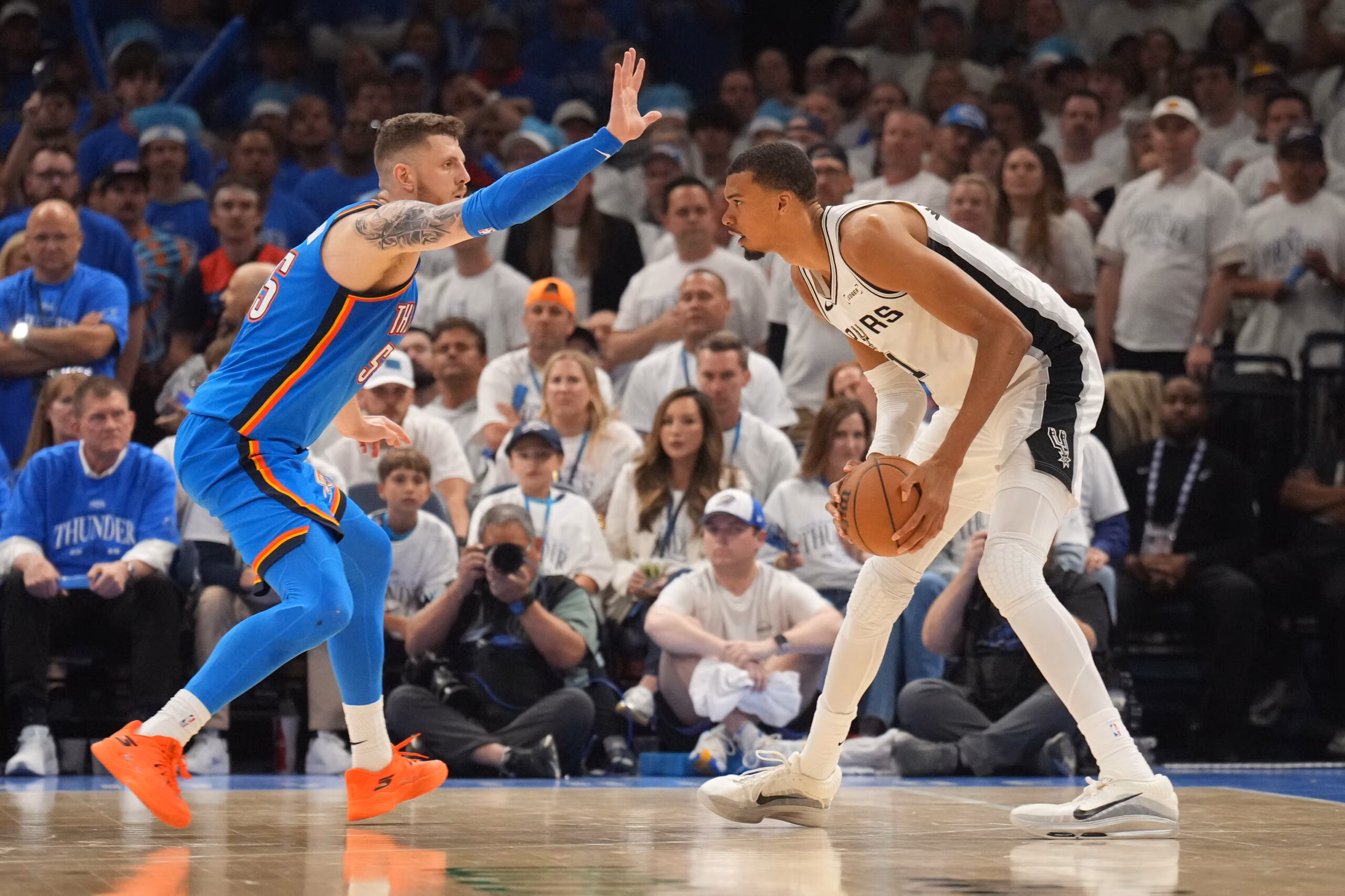 Isaiah Hartenstein stays true to his game, helps spark Game 2 victory
