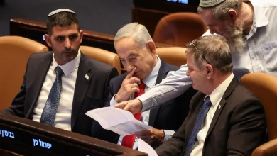 Israeli lawmakers advance bill to dissolve parliament