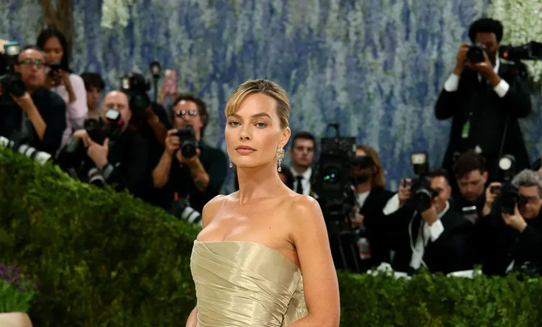 It Took 761 Hours to Make Margot Robbie’s 2026 Met Gala Dress