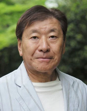 Japan's Suzuki, Author of Horror Novel "Ring," Dies at 68