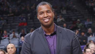 Jason Collins was dignity, not distraction