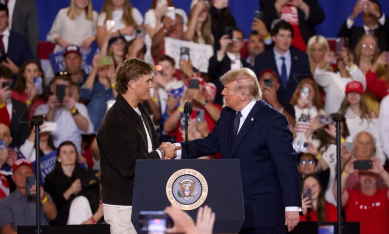 Jaxson Dart introduces Donald Trump at New York event