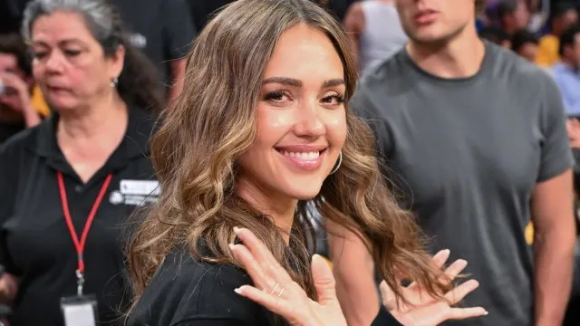 Jessica Alba’s Plunging Bra Top Look Has Fans Distracted by Her Abs