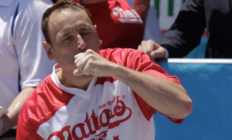 Joey Chestnut to defend hot dog title while on probation