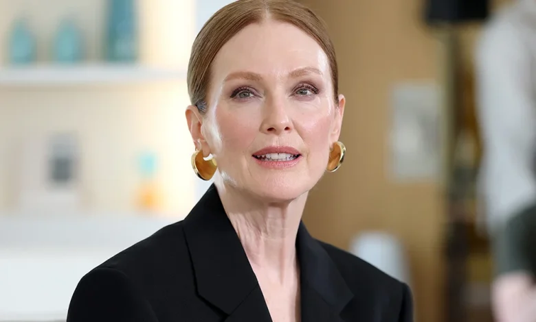 Julianne Moore on Admiring Meryl Streep and Advocating for Women in Hollywood: ‘You Do It Slowly, Steadily, Making Choices, Speaking Up’