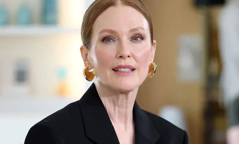 Julianne Moore to Lead Mother-Daughter Comedy at Netflix