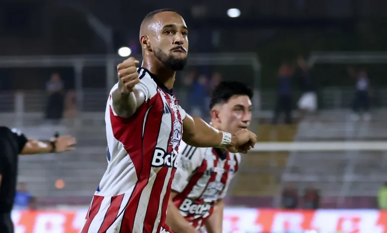 Junior recibió una gama de sanciones antes de visitar a Santa Fe