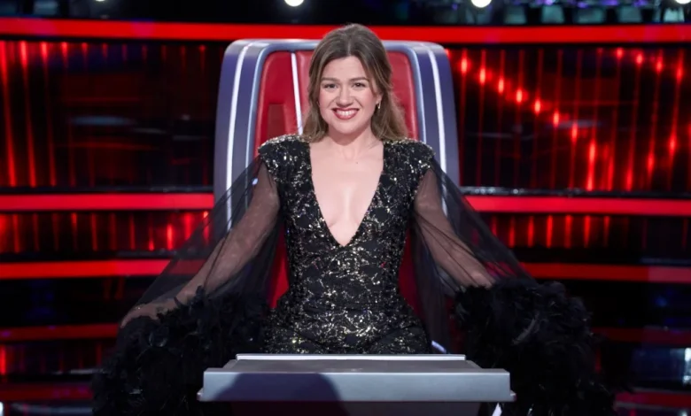 Kelly Clarkson Returning To 'The Voice' For Season 30