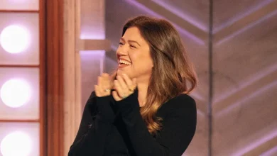 Kelly Clarkson does a 180 after NBC return confirmed: 'She's baaaaack'