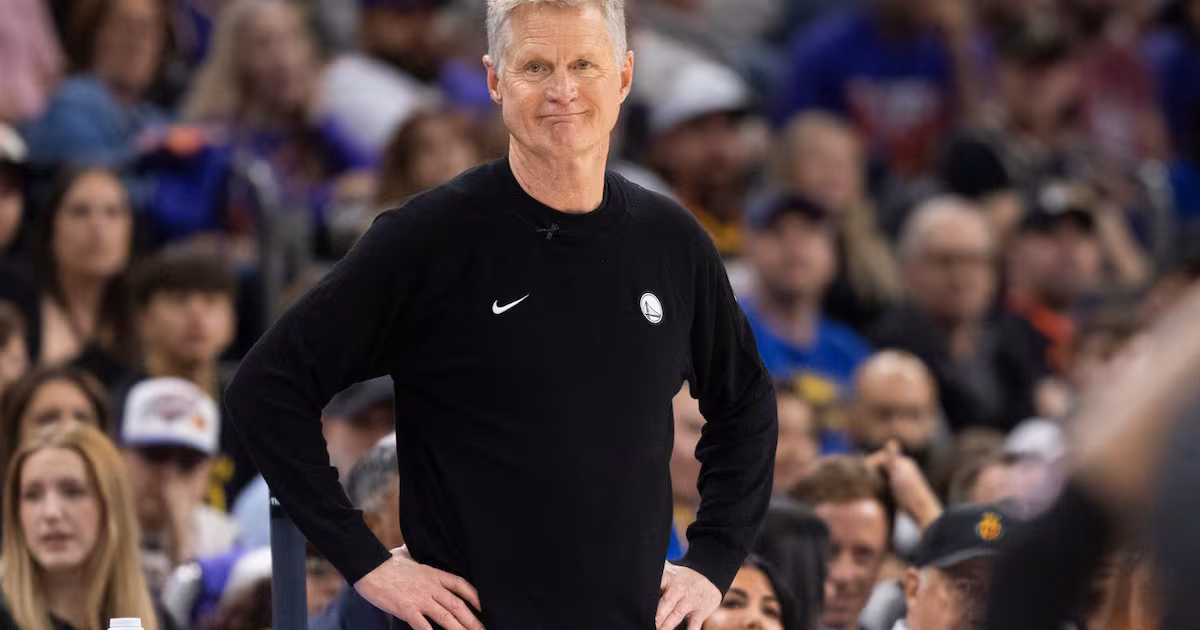 Kerr agrees to 2-year deal to remain with Warriors