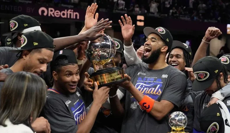 Knicks blow out Cavaliers to complete sweep and reach first NBA Finals since 1999