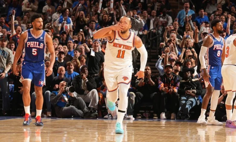 Knicks stay on historic roll, crush 76ers by 39 in Game 1