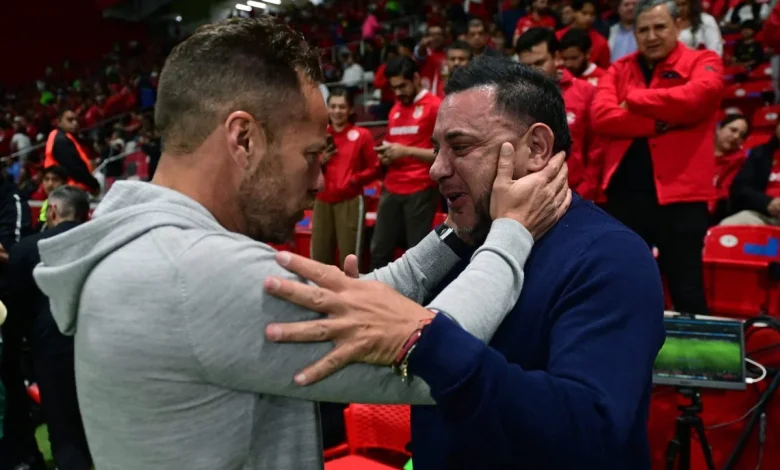 LAFC coach calls Toluca manager’s behavior ‘clownish’ after Concacaf Champions Cup ouster - The Athletic