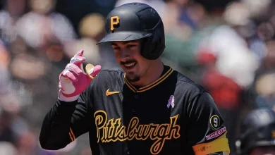 LIVE: Pirates 2, Giants 0, second inning