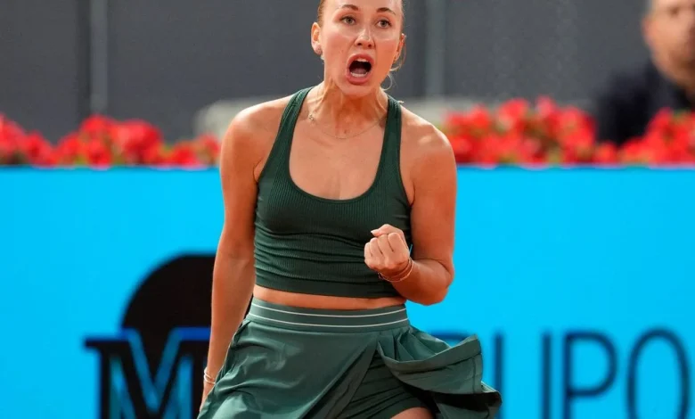 LIVE Rome Open WTA Day Four | Iga Swiatek eventually books spot in third round as Muchova and Keys take to court