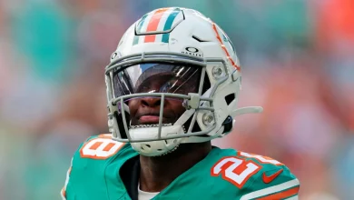 Latest ESPN report hints at what it may take for Dolphins to trade star RB