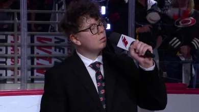 Les faits saillants du sport | L’hymne national du Canada bilingue à Raleigh