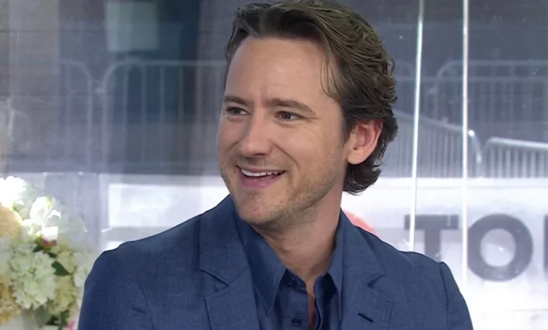 Lewis Pullman Talks ‘Remarkably Bright Creatures,' His Dad, More