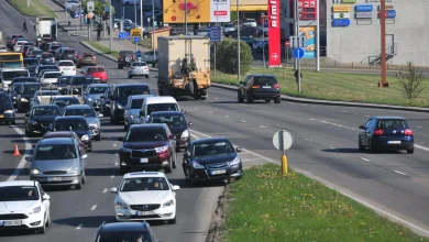 Lietuvoje – istorinis pokytis: automobiliai keliuose nuo šiol gali vairuoti patys