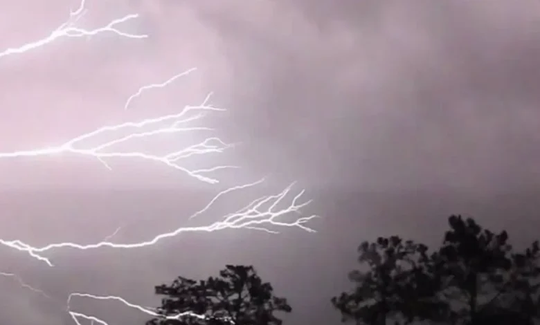Lightning and strong winds create one-two punch, leading to thousands of outages