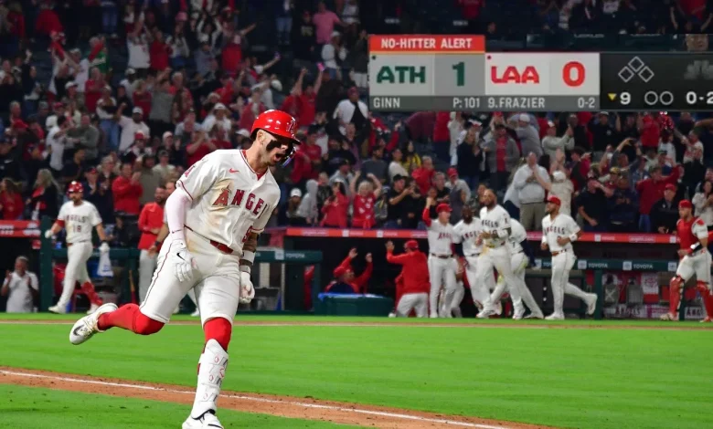 Listen: Angels, A's TV calls of insane finish in Anaheim