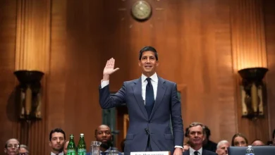 Live markets: Bitcoin continues holding pattern near $77,000 ahead of Kevin Warsh taking over at Fed