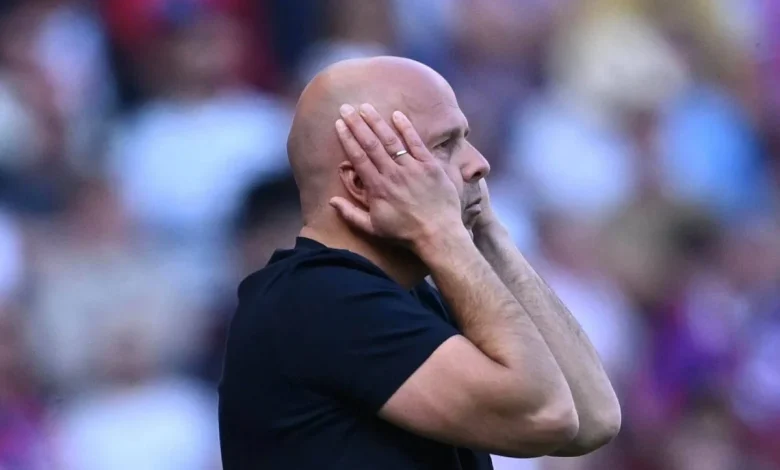 Liverpool fans have lost faith in Arne Slot. Can a manager ever recover from that?