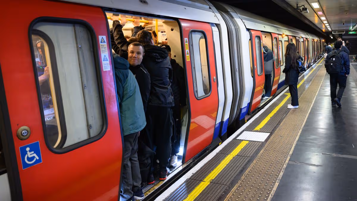 London Underground live as 2 lines face severe delays during morning rush