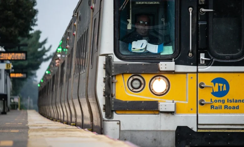 Long Island Rail Road workers go on strike after MTA, unions fail to reach new contract