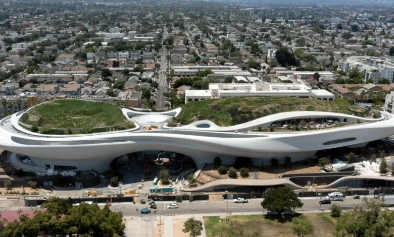 Lucas Museum of Narrative Art Unveils Inaugural Exibitions
