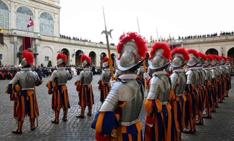L'uniforme de la Garde suisse: une Renaissance revisitée
