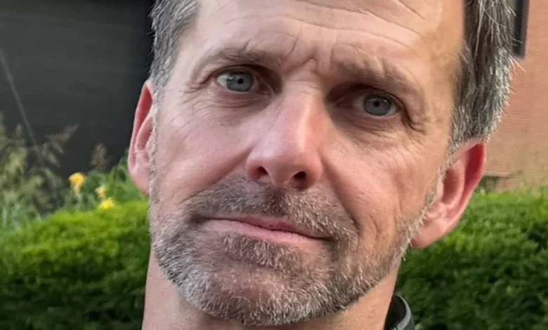Manhunt underway for special forces veteran with extensive survival training accused of shooting his wife