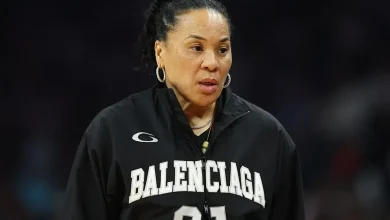 Mavs could interview Dawn Staley for head coach vacancy: report