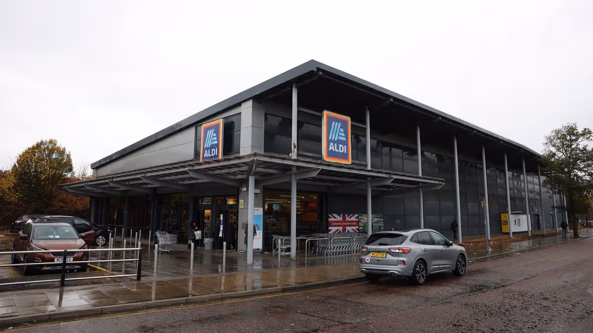 May 25 bank holiday supermarket opening times for Aldi, Asda, Lidl, Tesco, Morrisons and more