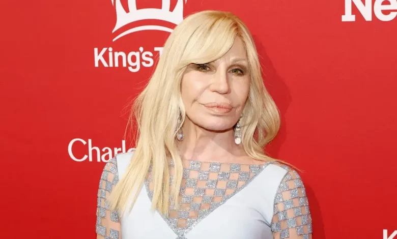Meet Donatella Versace's 2 kids, including her reclusive daughter and musician son, who had piano lessons from Elton John