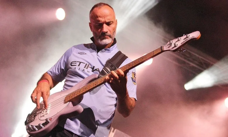 Meet the Champions League winner who now plays in an Oasis tribute band - The Athletic